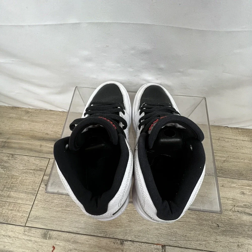 Nike Jordan Access White/Gym Red-Black - Size 4Y